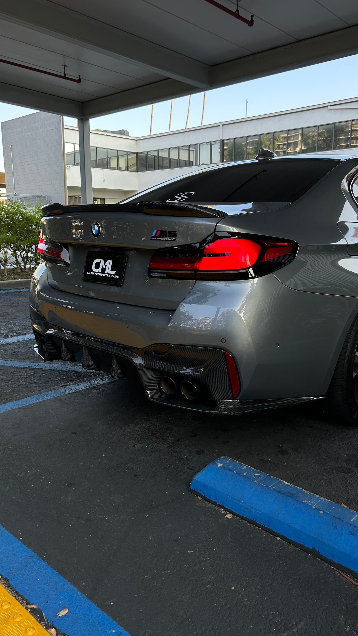 F90 M5 Carbon Fiber TBD Rear Diffuser