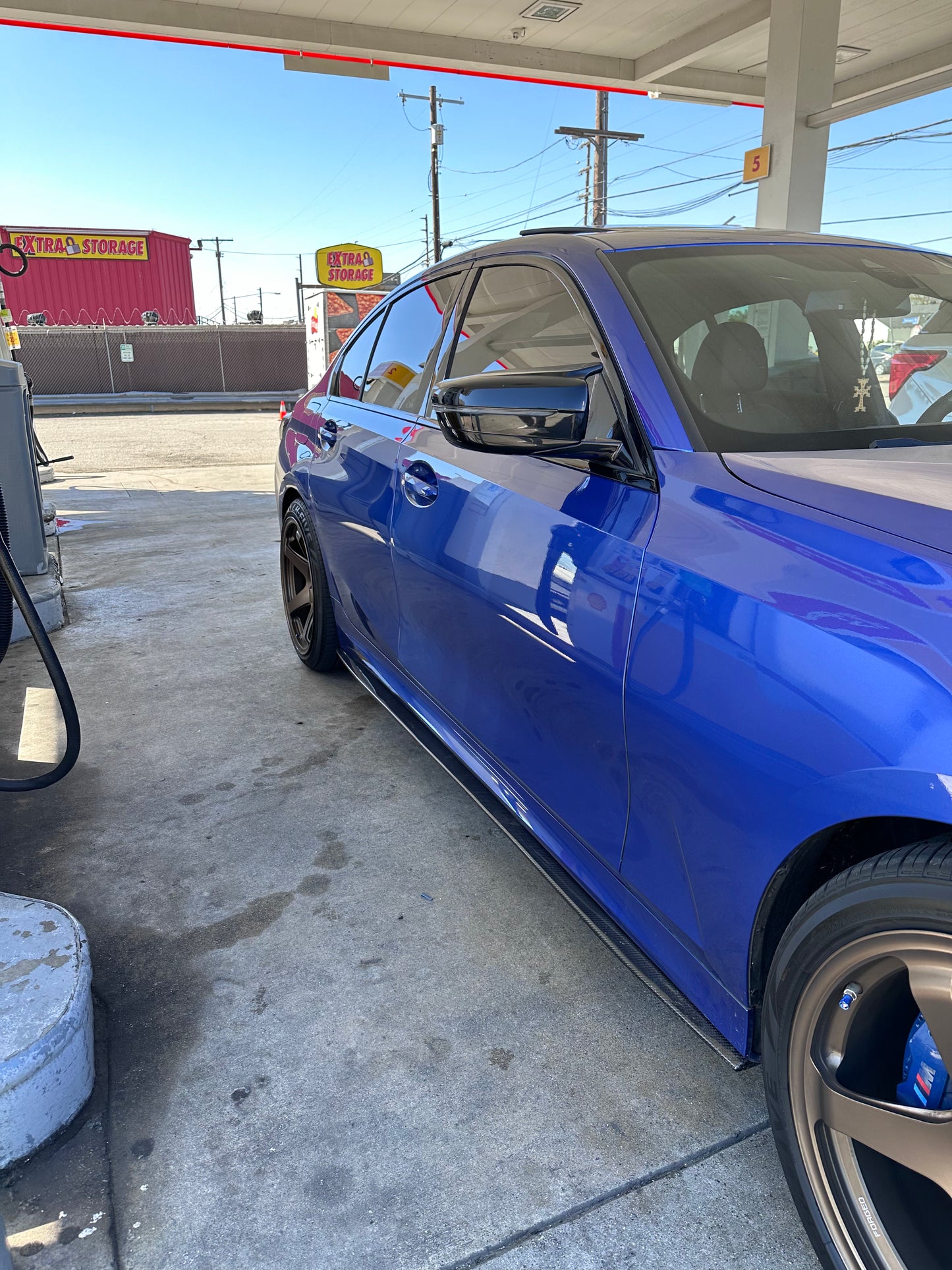 BMW G20 330i M340i Carbon Fiber Side Skirts